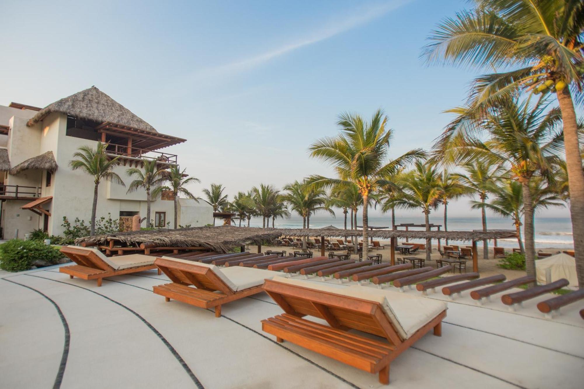Residences At Las Palmas ซีฮัวตาเนโค ภายนอก รูปภาพ